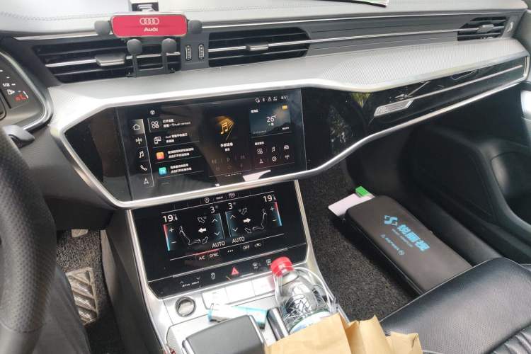 Used Audi A6L 2024 45 TFSI Prestige Dynamic Edition Audio And AC Panel