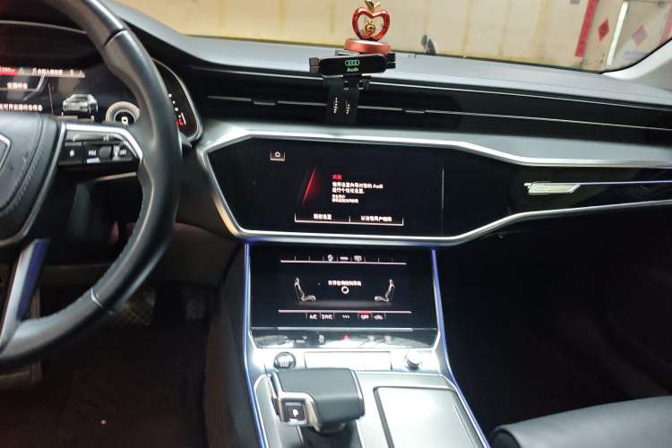 Used Audi A6L 2024 45 TFSI Prestige Elegant Edition Audio And AC Panel