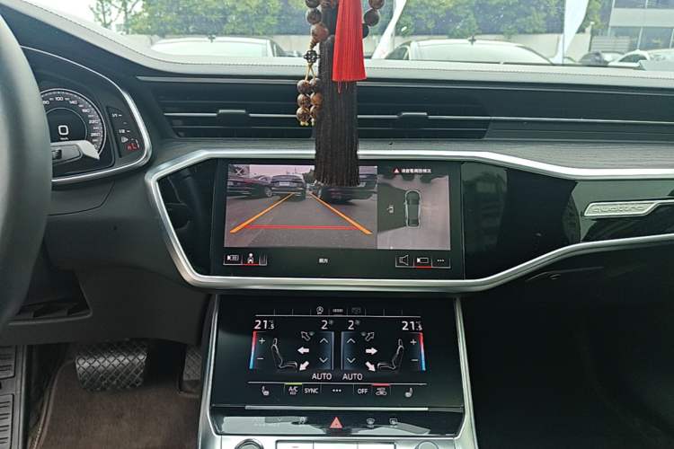 Used Audi A6L 2024 45 TFSI quattro Prestige Dynamic Edition Audio And AC Panel