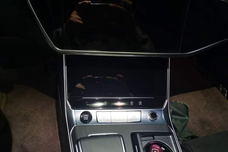 Used Audi A6L 2024 55 TFSI quattro Prestige Dynamic Edition Audio And AC Panel
