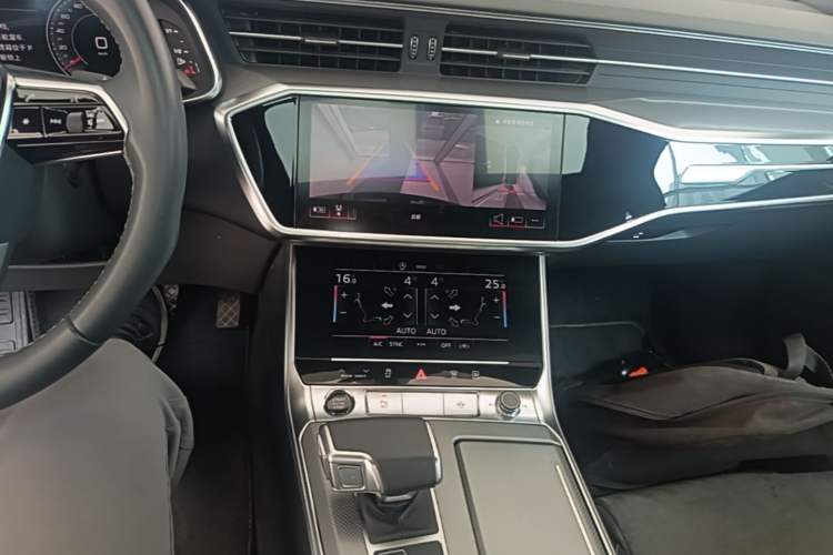 Used Audi A6L 2024 45 TFSI Prestige Dynamic Edition Audio And AC Panel