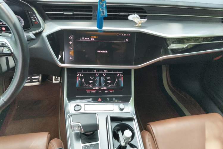 Used Audi A6L 2024 45 TFSI Prestige Dynamic Edition Audio And AC Panel