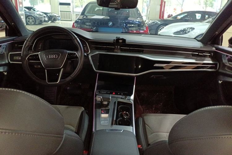 Used Audi A6L 2024 45 TFSI Prestige Dynamic Edition Center Console