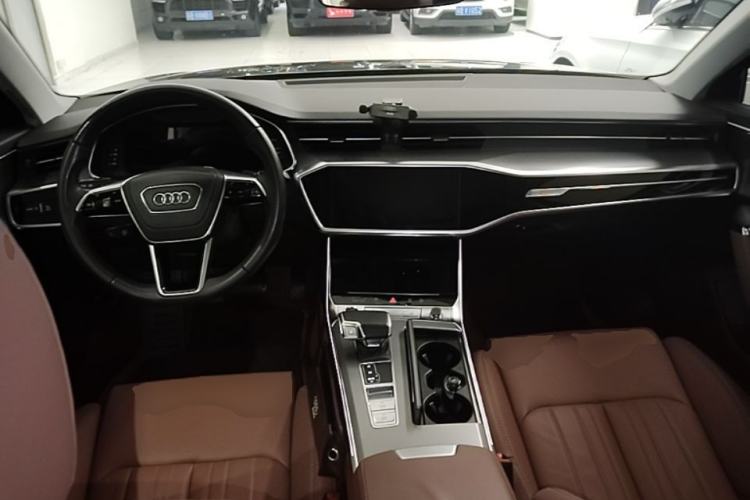 Used Audi A6L 2024 45 TFSI Prestige Dynamic Edition Center Console