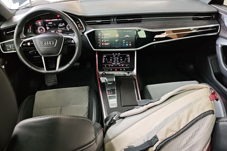 Used Audi A6L 2024 45 TFSI quattro Prestige Dynamic Edition Center Console