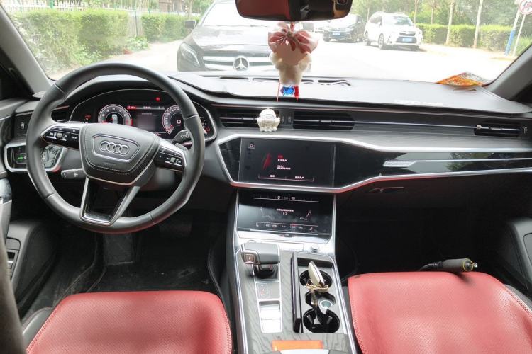 Used Audi A6L 2024 45 TFSI quattro Prestige Dynamic Edition Center Console