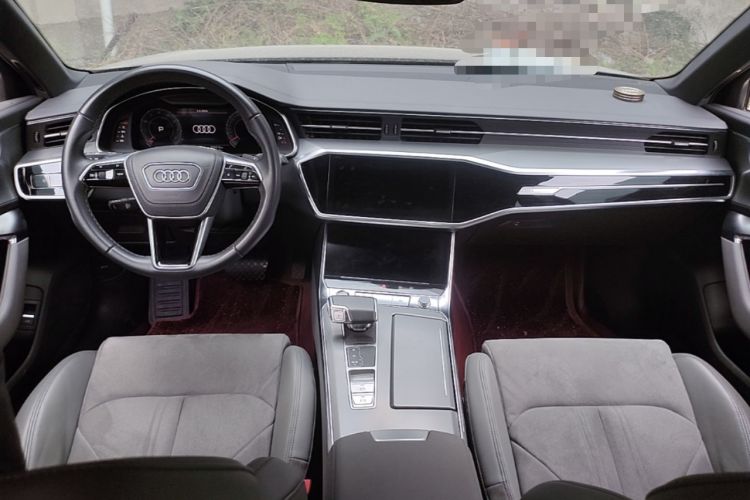 Used Audi A6L 2024 40 TFSI Luxury Dynamic Edition Center Console