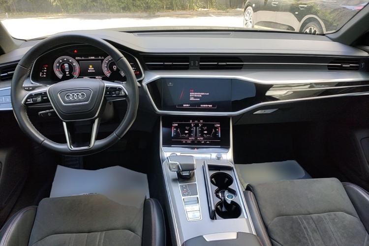 Used Audi A6L 2024 45 TFSI Prestige Dynamic Edition Center Console