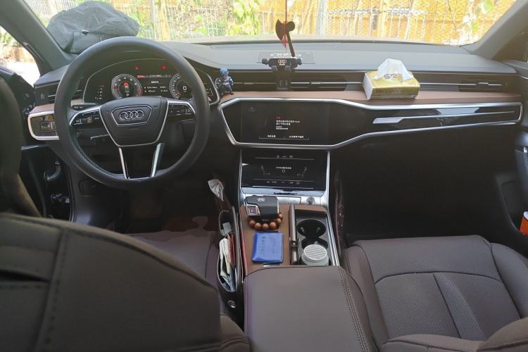Used Audi A6L 2024 45 TFSI Prestige Dynamic Edition Center Console