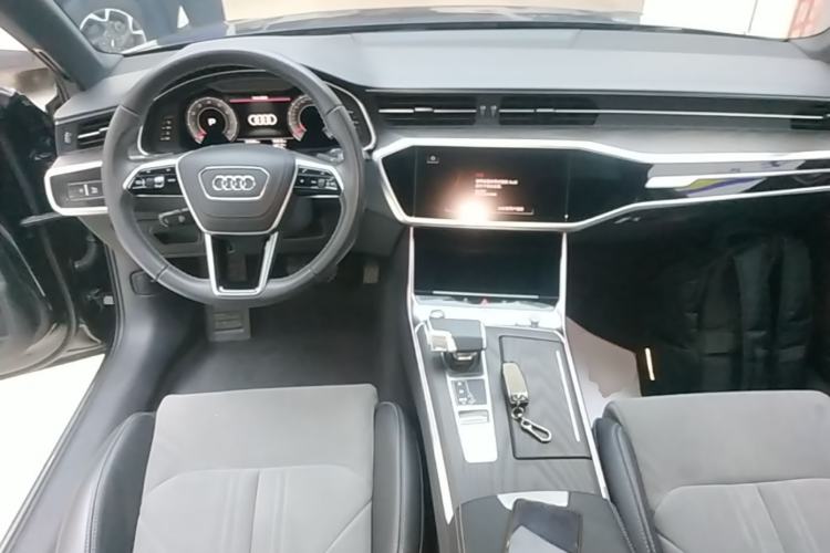 Used Audi A6L 2024 45 TFSI Prestige Dynamic Edition Center Console