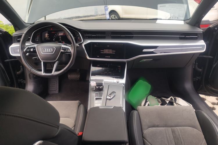 Used Audi A6L 2024 40 TFSI Luxury Dynamic Edition Center Console