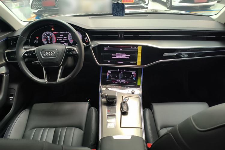 Used Audi A6L 2024 40 TFSI Luxury Prestige Edition Center Console