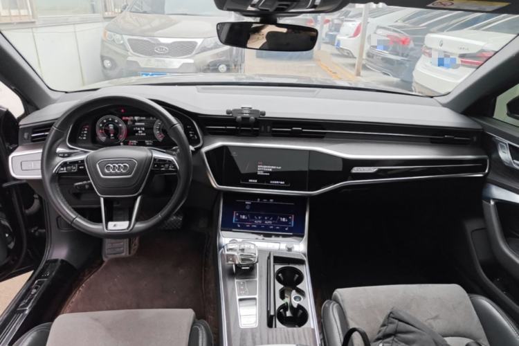 Used Audi A6L 2024 45 TFSI quattro Prestige Dynamic Edition Center Console