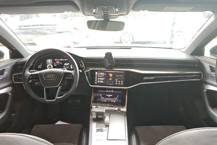 Used Audi A6L 2024 45 TFSI Prestige Dynamic Edition Center Console
