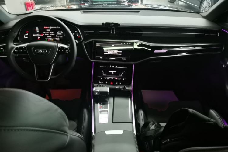 Used Audi A6L 2024 45 TFSI quattro Prestige Dynamic Edition Center Console