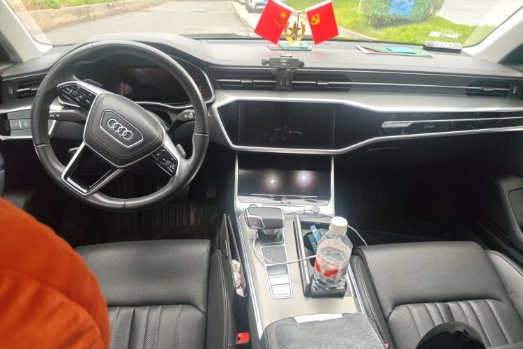 Used Audi A6L 2024 45 TFSI Prestige Elegant Edition Center Console