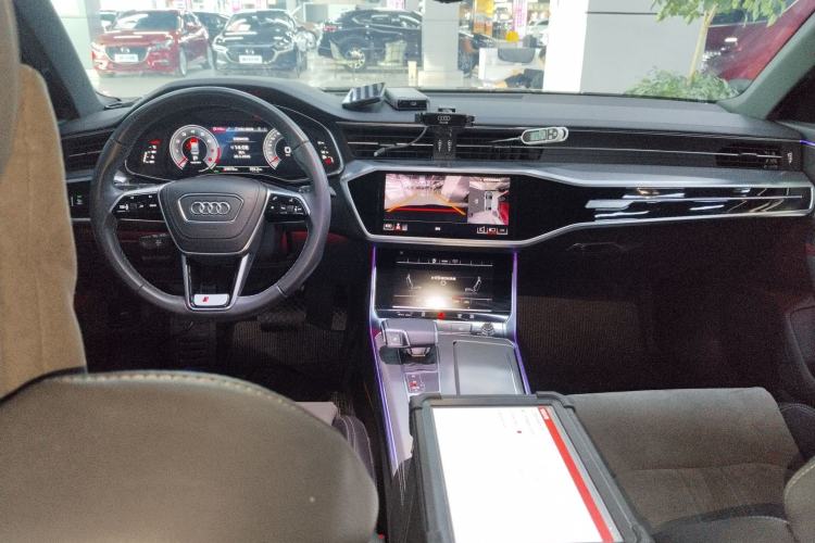Used Audi A6L 2024 45 TFSI Prestige Dynamic Edition Center Console