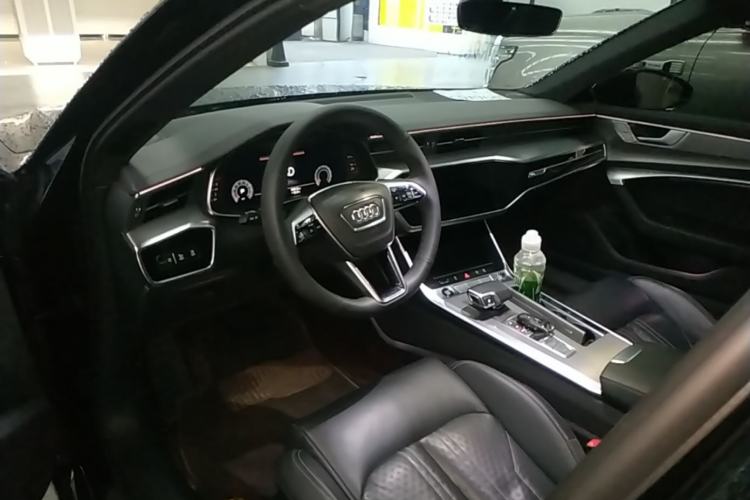 Used Audi A6L 2024 45 TFSI Prestige Dynamic Edition Center Console