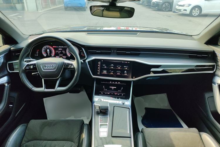 Used Audi A6L 2024 55 TFSI quattro Prestige Dynamic Edition Center Console