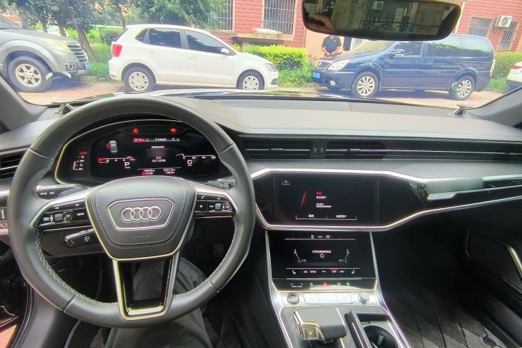 Used Audi A6L 2024 45 TFSI quattro Prestige Dynamic Edition Center Console