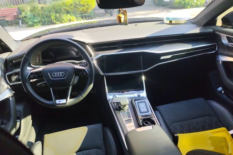 Used Audi A6L 2024 45 TFSI quattro Prestige Dynamic Edition Center Console
