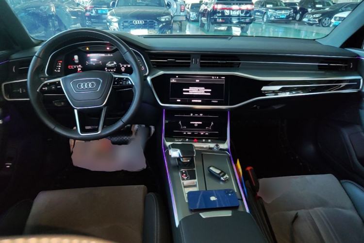 Used Audi A6L 2024 40 TFSI Luxury Dynamic Edition Center Console