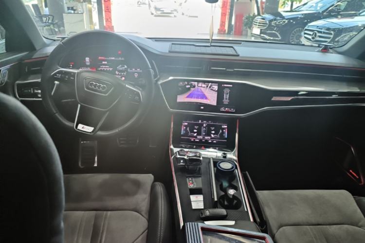 Used Audi A6L 2024 40 TFSI Luxury Dynamic Edition Center Console