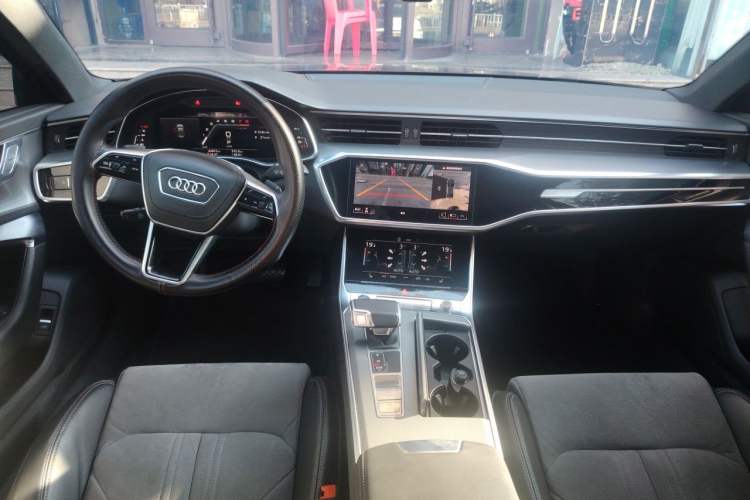 Used Audi A6L 2024 45 TFSI Prestige Dynamic Edition Center Console