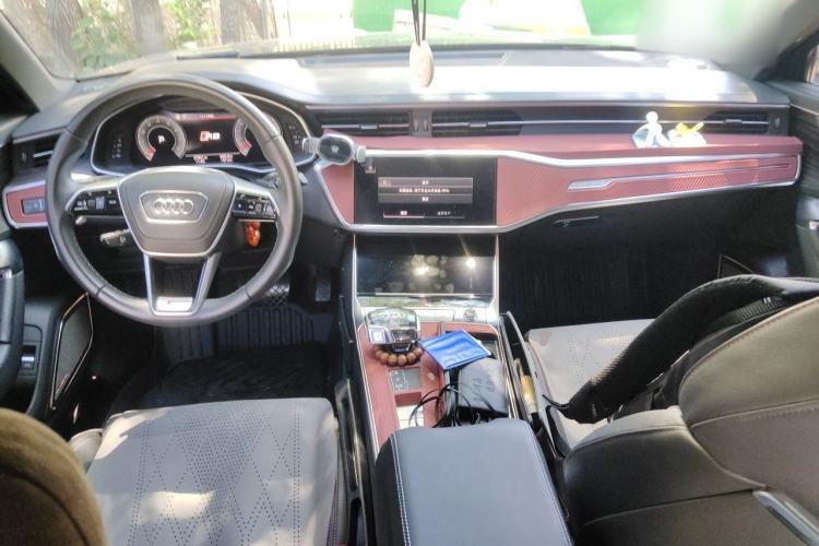 Used Audi A6L 2024 45 TFSI quattro Prestige Dynamic Edition Center Console