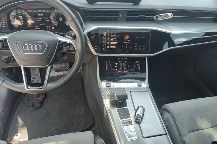 Used Audi A6L 2024 45 TFSI Prestige Dynamic Edition Center Console
