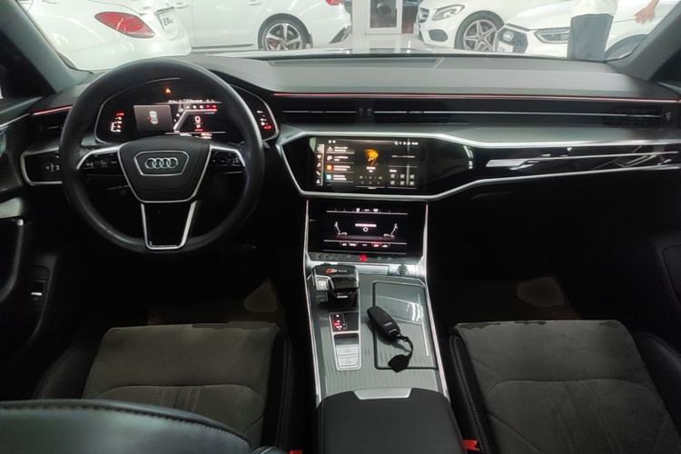 Used Audi A6L 2024 45 TFSI Prestige Dynamic Edition Center Console