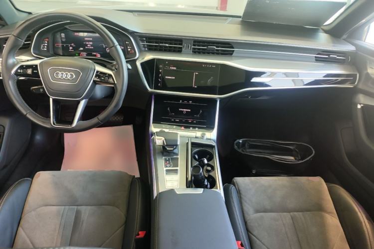 Used Audi A6L 2024 40 TFSI Luxury Dynamic Edition Center Console
