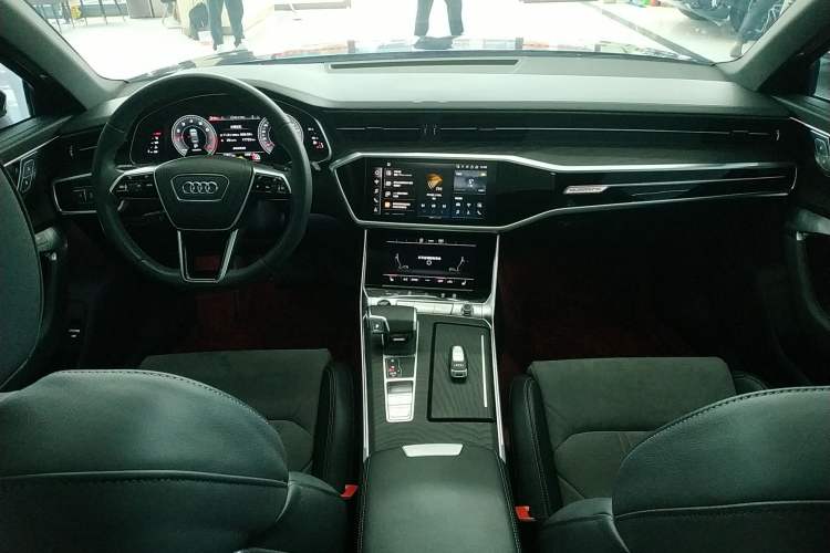 Used Audi A6L 2024 45 TFSI quattro Prestige Dynamic Edition Center Console