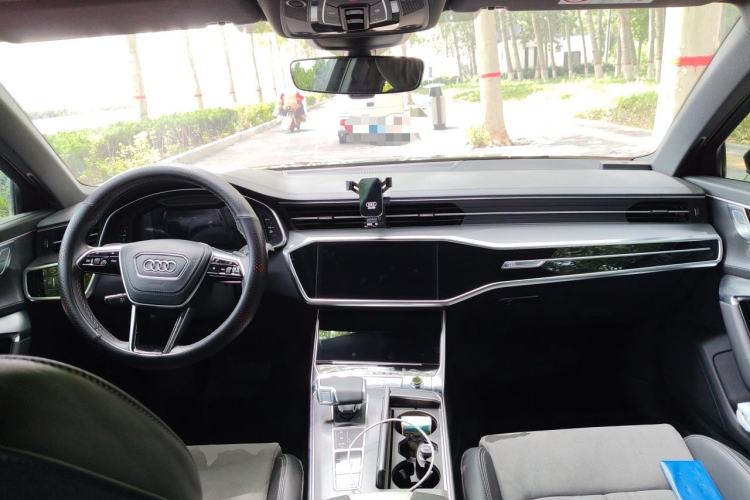 Used Audi A6L 2024 45 TFSI Prestige Dynamic Edition Center Console