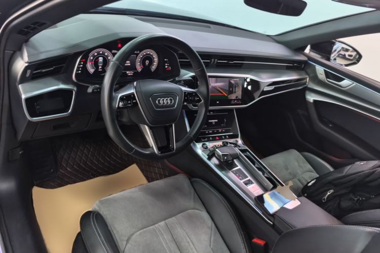 Used Audi A6L 2024 45 TFSI Prestige Dynamic Edition Center Console