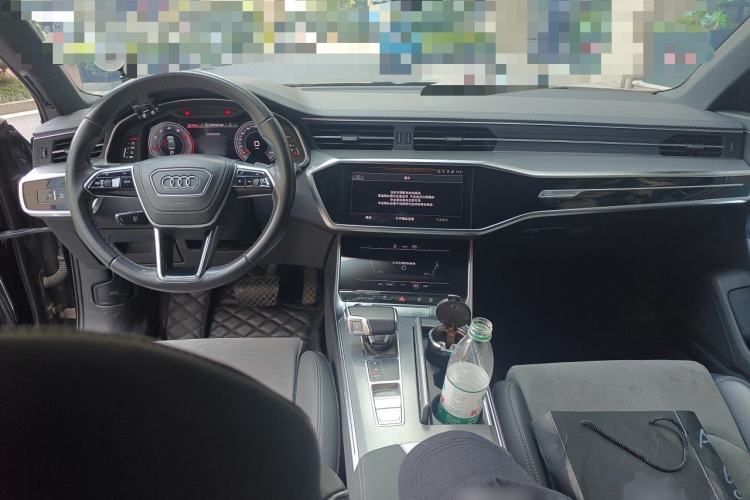 Used Audi A6L 2024 40 TFSI Luxury Dynamic Edition Center Console