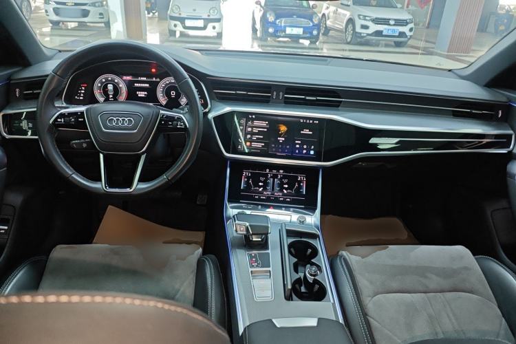 Used Audi A6L 2024 45 TFSI Prestige Dynamic Edition Center Console