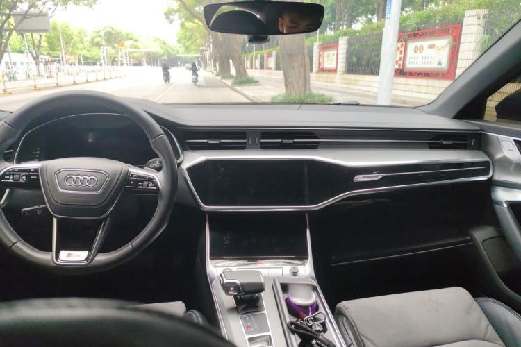 Used Audi A6L 2024 45 TFSI Prestige Dynamic Edition Center Console