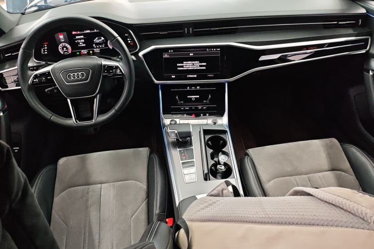 Used Audi A6L 2024 45 TFSI Prestige Dynamic Edition Center Console