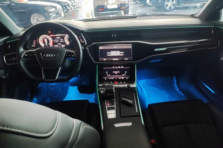Used Audi A6L 2024 45 TFSI quattro Prestige Dynamic Edition Center Console