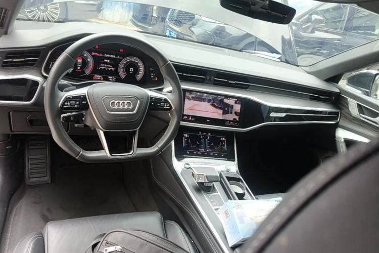 Used Audi A6L 2024 55 TFSI quattro Prestige Dynamic Edition Center Console