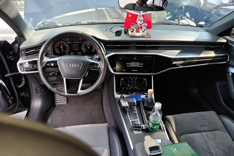 Used Audi A6L 2024 45 TFSI quattro Prestige Dynamic Edition Center Console