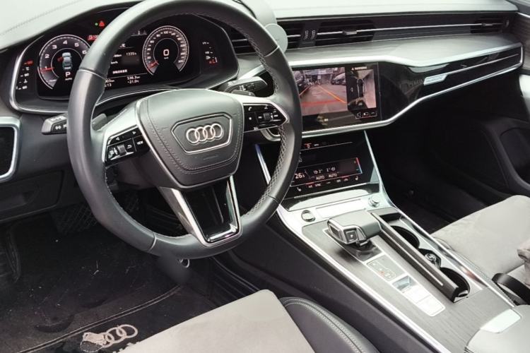 Used Audi A6L 2024 45 TFSI quattro Prestige Dynamic Edition Center Console