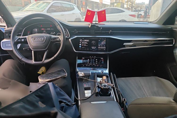 Used Audi A6L 2024 45 TFSI quattro Prestige Dynamic Edition Center Console