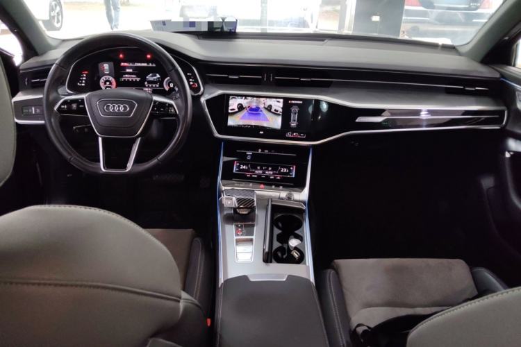 Used Audi A6L 2024 40 TFSI Luxury Dynamic Edition Center Console
