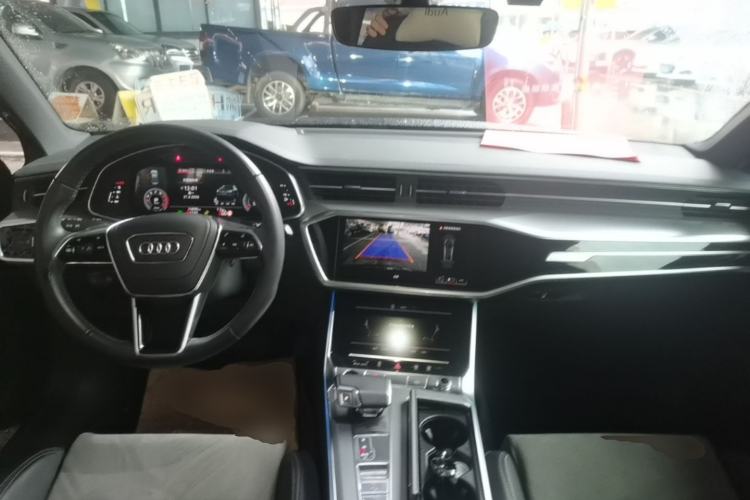 Used Audi A6L 2024 40 TFSI Luxury Dynamic Edition Center Console
