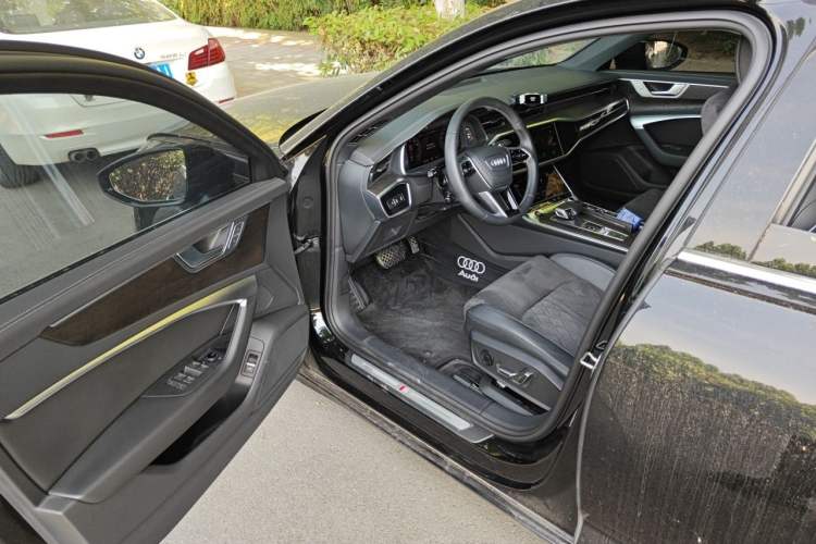 Used Audi A6L 2024 45 TFSI Prestige Dynamic Edition Driver Seat