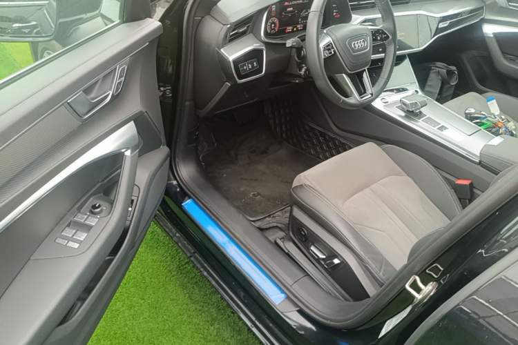 Used Audi A6L 2024 40 TFSI Luxury Dynamic Edition Driver Seat