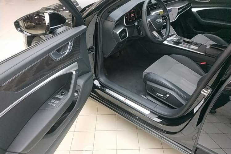 Used Audi A6L 2024 45 TFSI Prestige Dynamic Edition Driver Seat