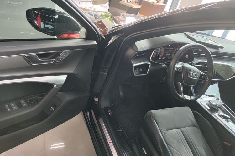 Used Audi A6L 2024 40 TFSI Luxury Dynamic Edition Driver Seat